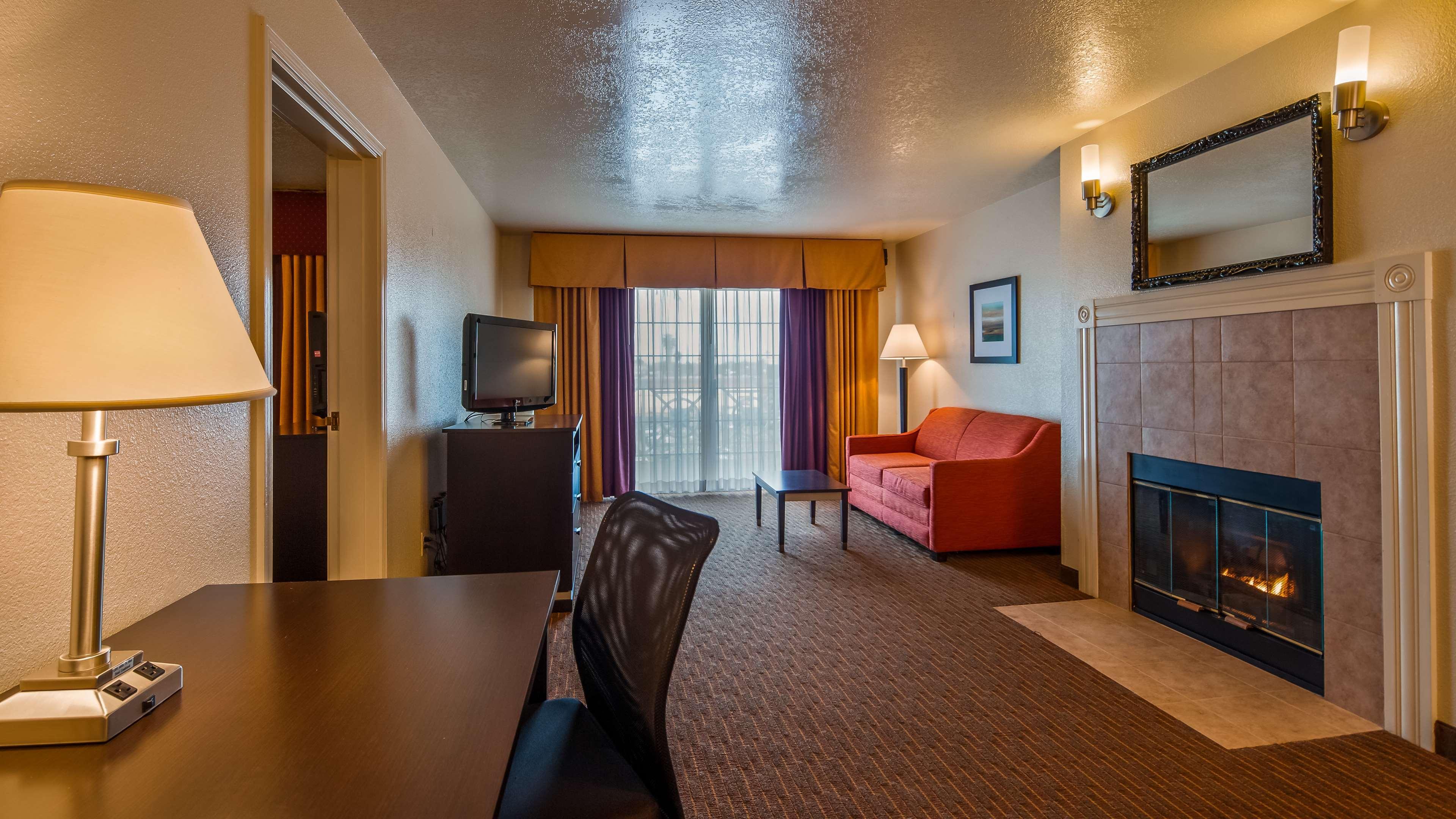 Best Western Luxury Inn Tracy Exterior foto