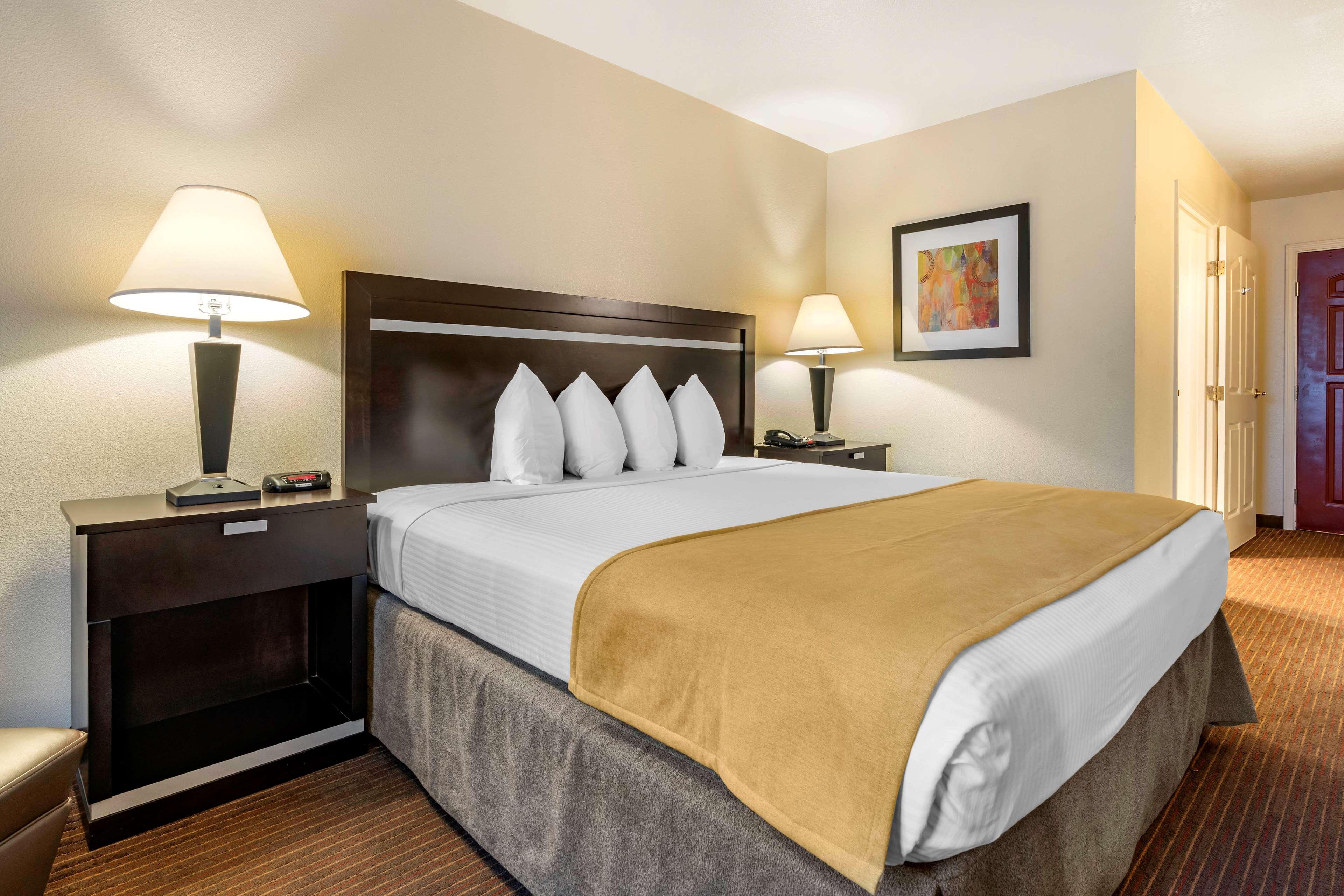 Best Western Luxury Inn Tracy Exterior foto